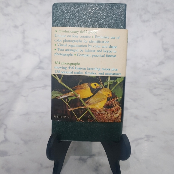 Vintage Bird Field Guide - Picture 2 of 13